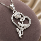 Collar Dije Corazón con Rosa Plata de Ley 925 con Zircones