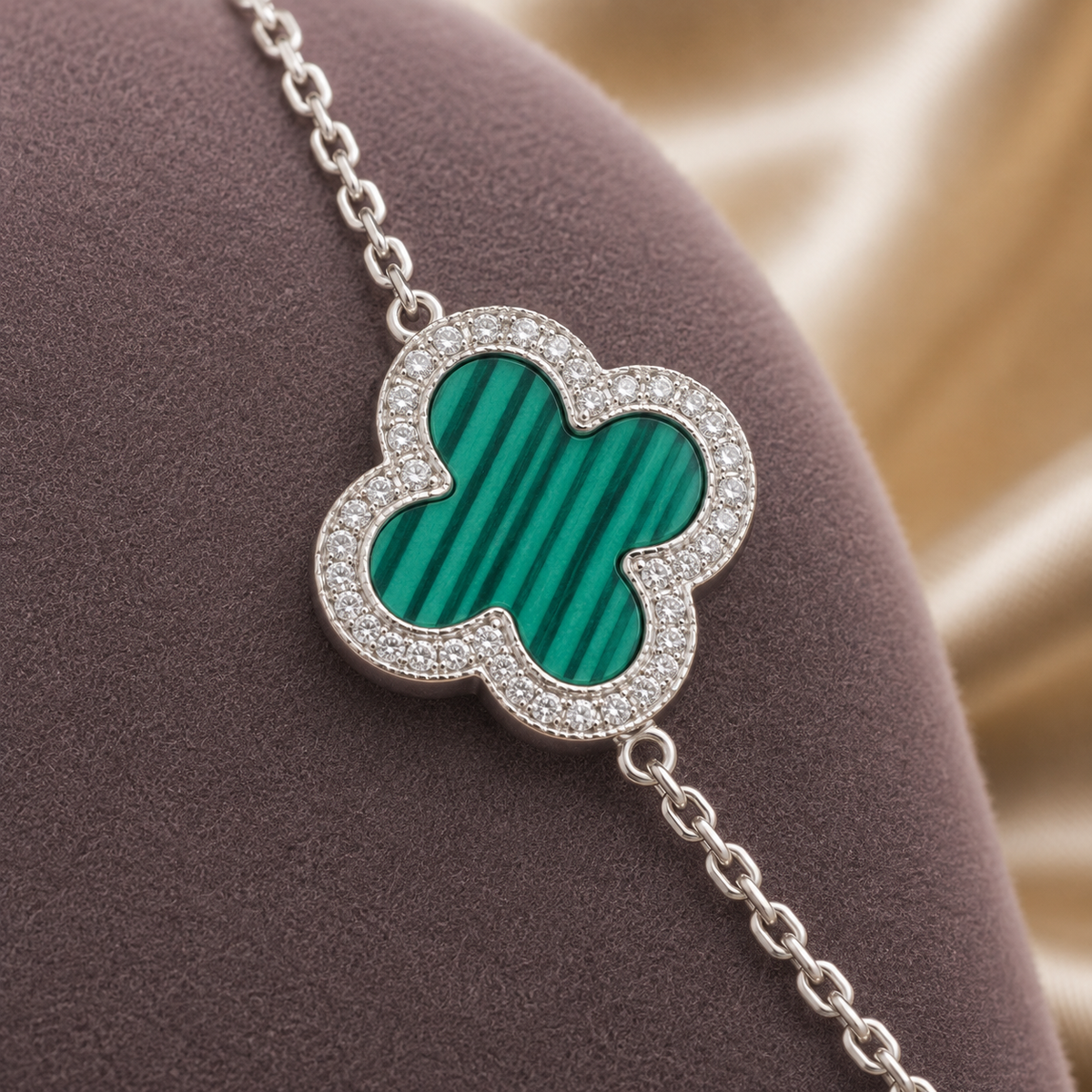 Collar Largo Trébol Cuatro Pétalos Malaquita Plata de Ley 925